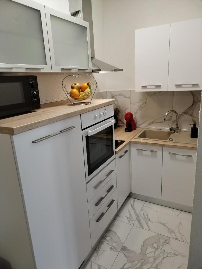 Apartman Zeko Rijeka Exteriör bild