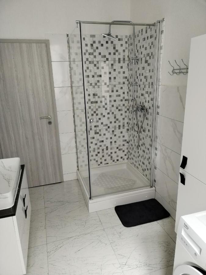 Apartman Zeko Rijeka Exteriör bild